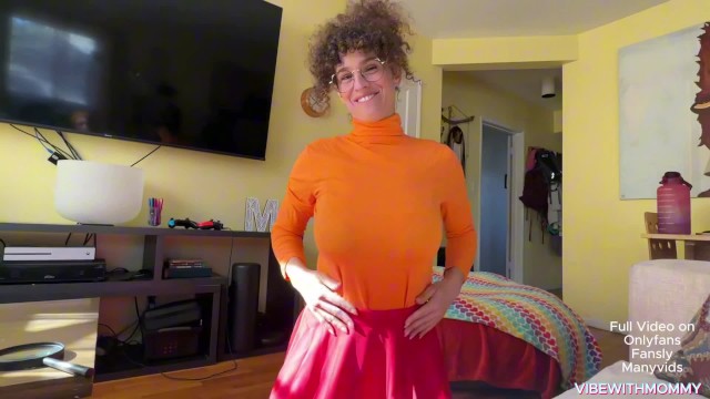 Best Friends Mom Fucks Around With Your Dick  – BT.FUN